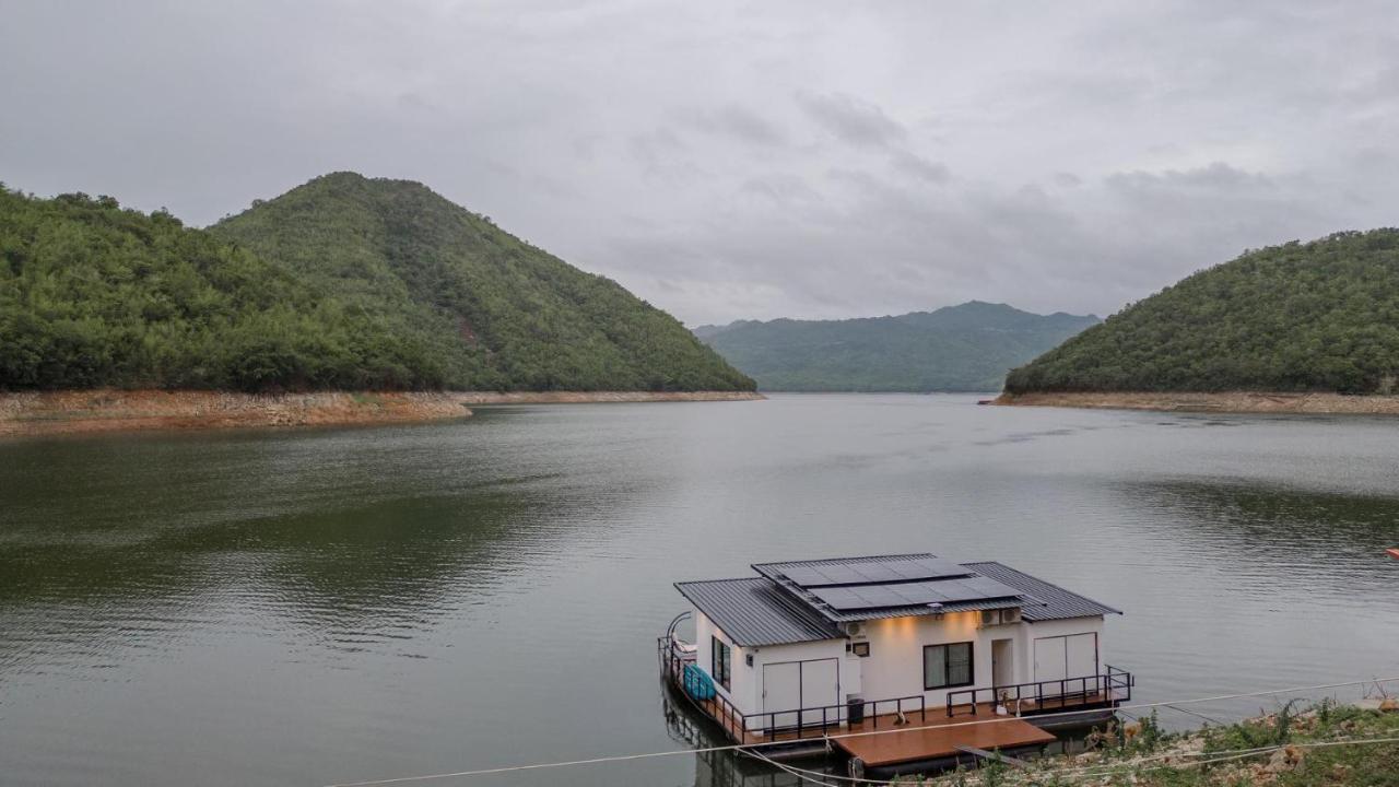 Lakeation Kanchanaburi Ban Wang Khun Knachen Exteriör bild
