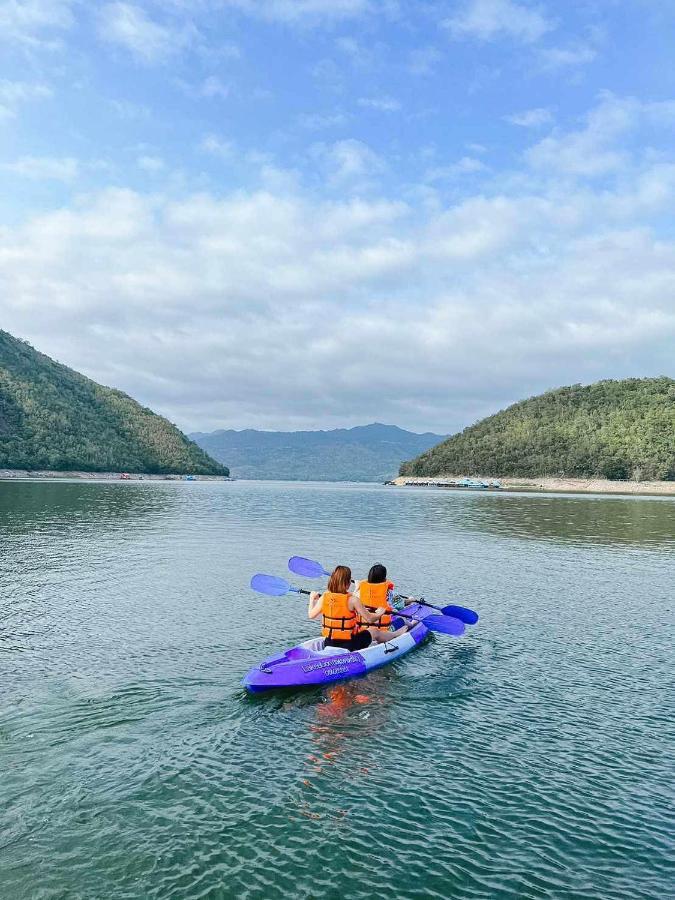 Lakeation Kanchanaburi Ban Wang Khun Knachen Exteriör bild